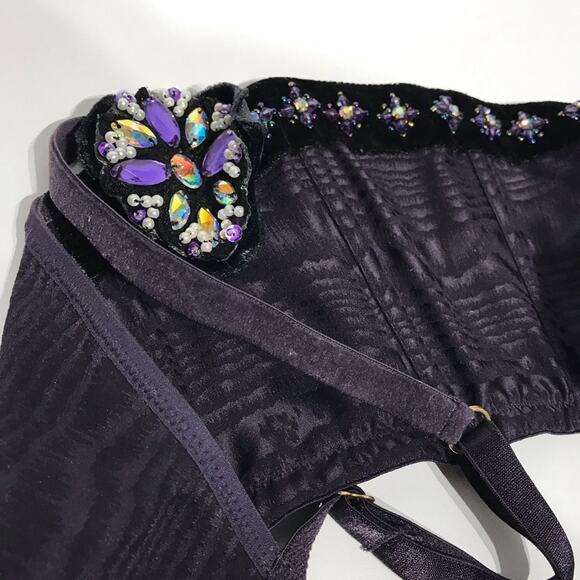 VTG Victoria Secret Balconette Shelf Corset Push Up Bra Velvet Rhinestone 36C - Picture 4 of 14